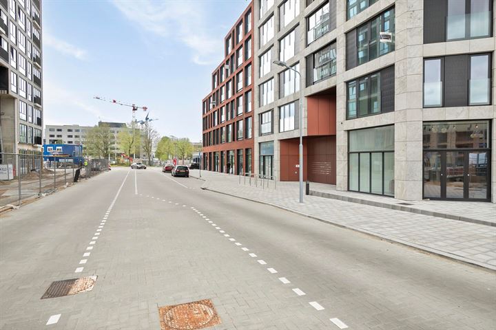 Bekijk foto 39 van Niemeyerstraat 72