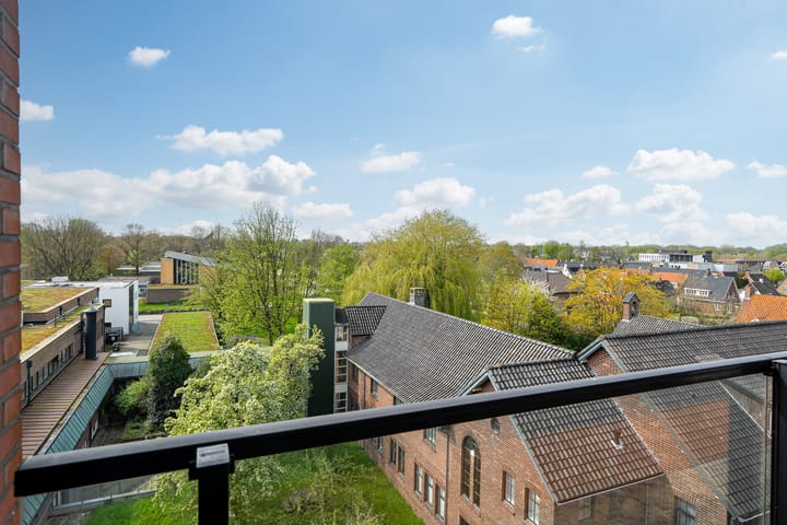 Foto 36 van Museumplein 58