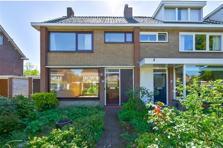 View photo 45 of Koningin Emmastraat 66