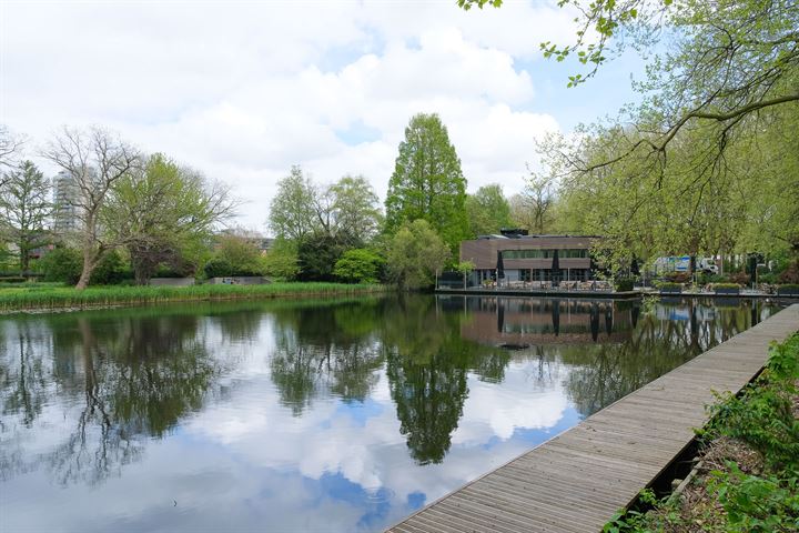 Bekijk foto 2 van Van Nijenrodeweg 268