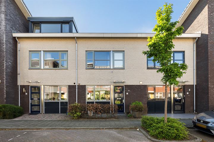 Bekijk foto 1 van Ambonstraat 6