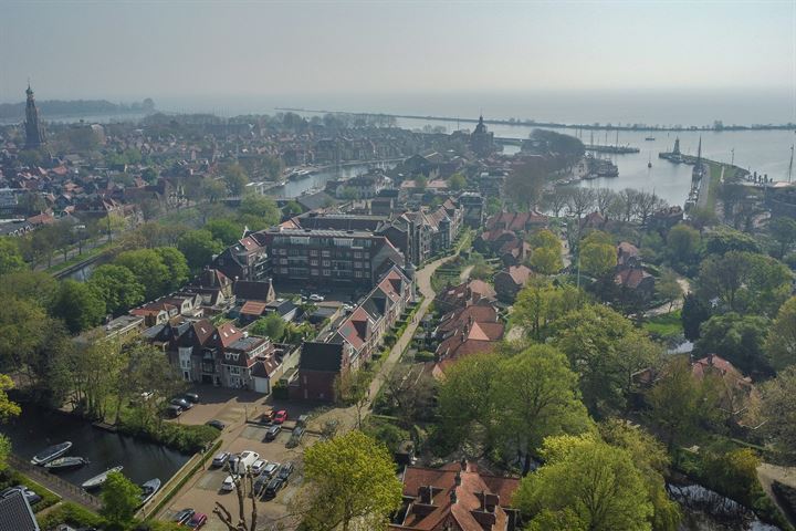 Bekijk foto 43 van Johanna de Vriesstraat 33