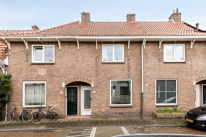 Bekijk foto 1 van Cederstraat 46