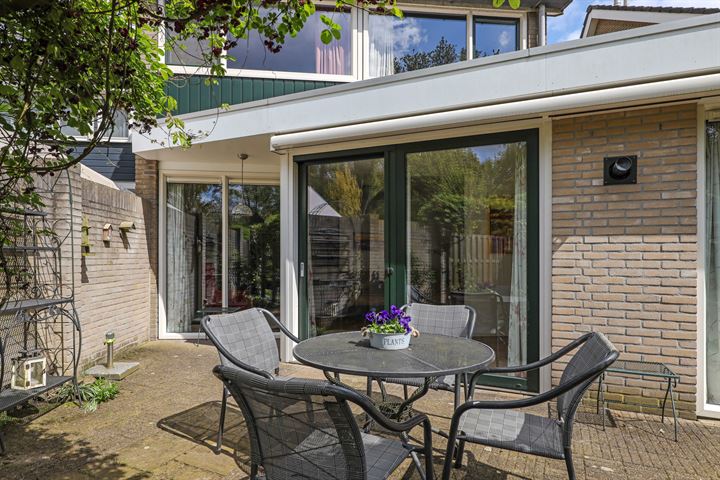 Bekijk foto 41 van Leliestraat 54