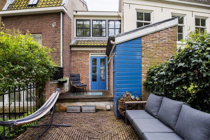 Bekijk foto 30 van Agnietenstraat 11