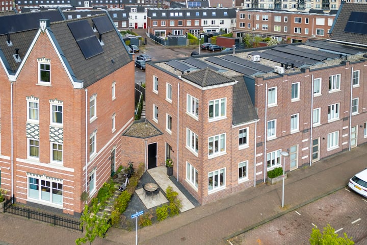 Bekijk foto 5 van Dassenburcht 84