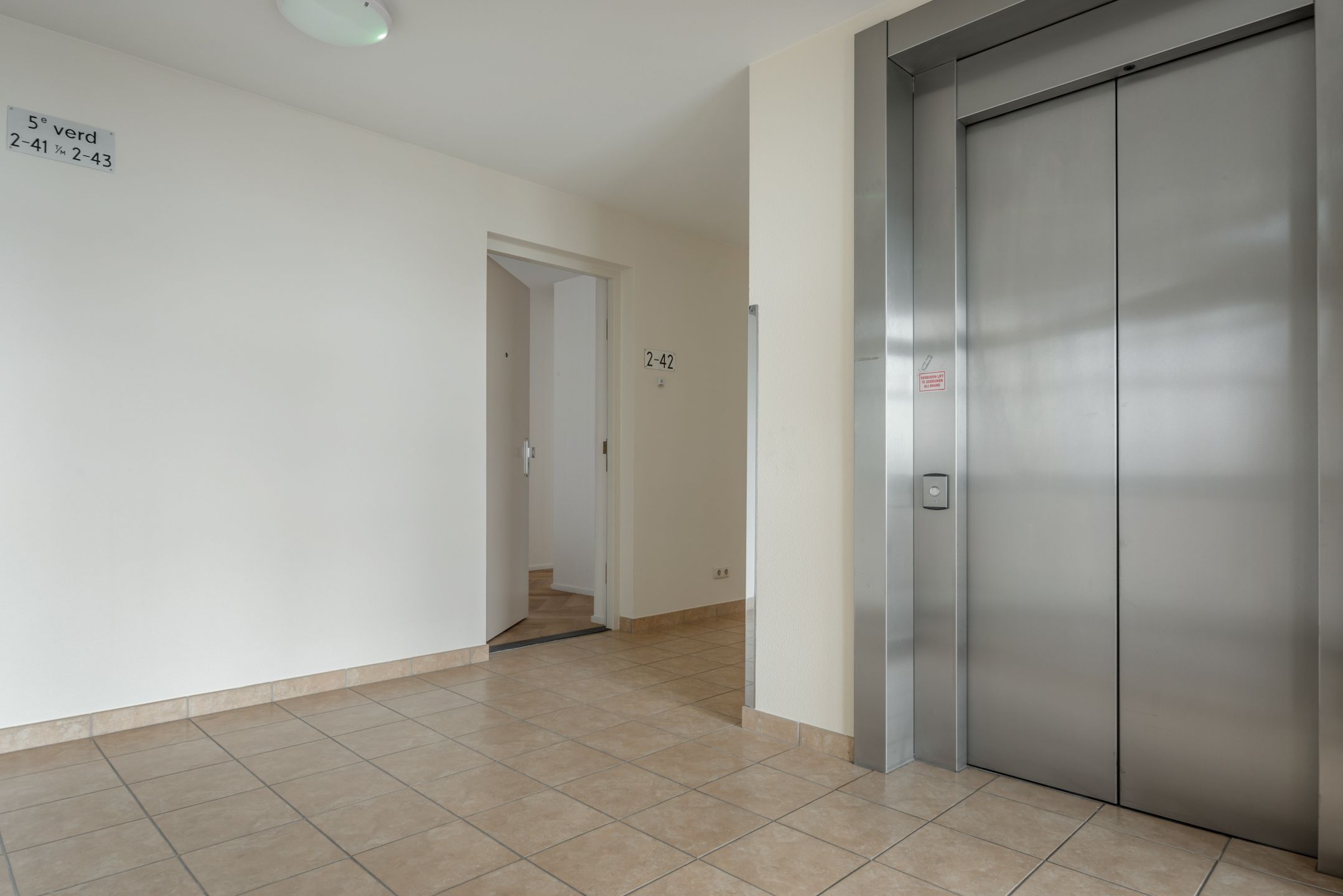 Photo 21 of Trambaan 2-42