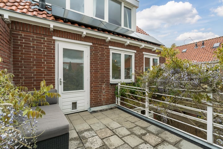 View photo 34 of Johan de Wittstraat 1