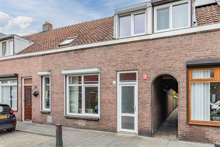 Bekijk foto 1 van Outshoornstraat 73