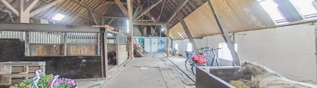 Bekijk 360° foto van Garage van Hoptille 6