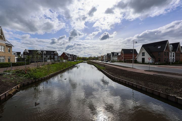 Bekijk foto 37 van Fort Aalsmeerstraat 16