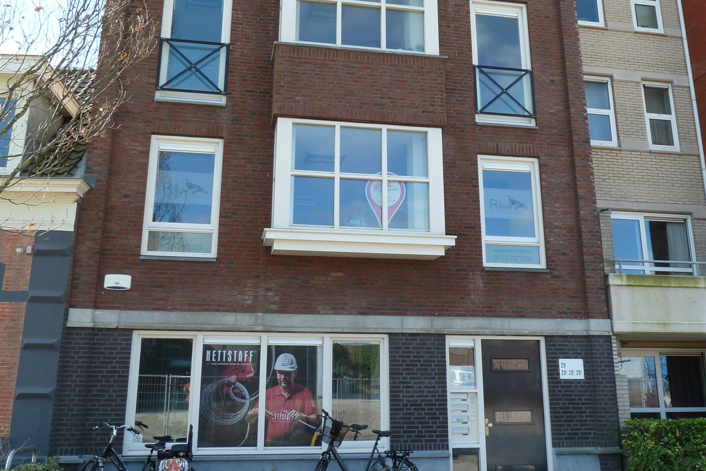 Bekijk foto 1 van v.d.Spiegelstraat 29