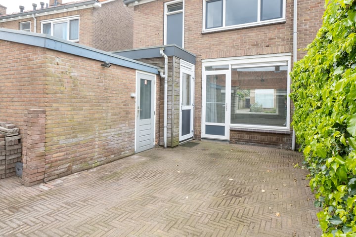 Bekijk foto 20 van Steenbokstraat 58