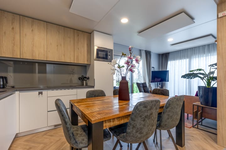 Foto 12 van Rijksweg 6-26