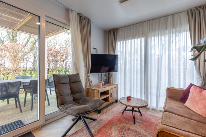 Foto 15 van Rijksweg 6-26