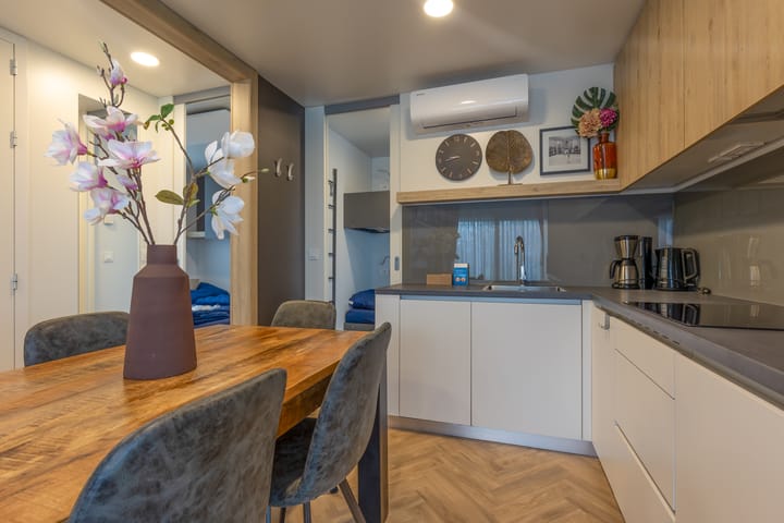 Foto 19 van Rijksweg 6-26