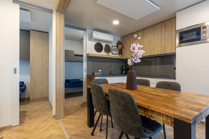 Foto 18 van Rijksweg 6-26