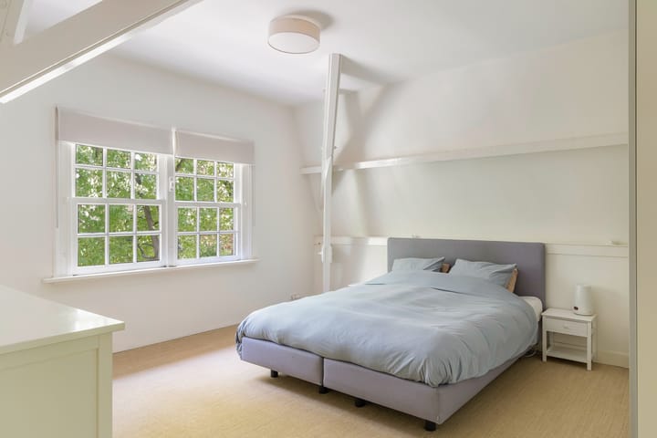 Foto 52 van F. van der Poest Clementlaan 47