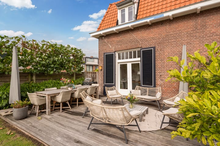 Foto 36 van F. van der Poest Clementlaan 47