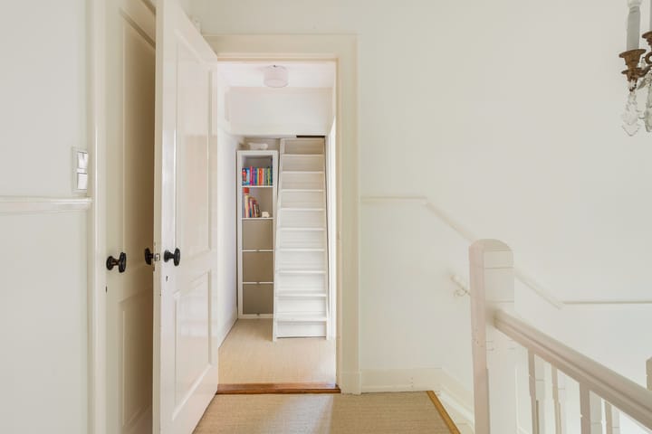 Foto 60 van F. van der Poest Clementlaan 47