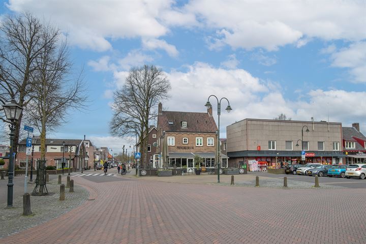 View photo 38 of Marktstraat 16-B