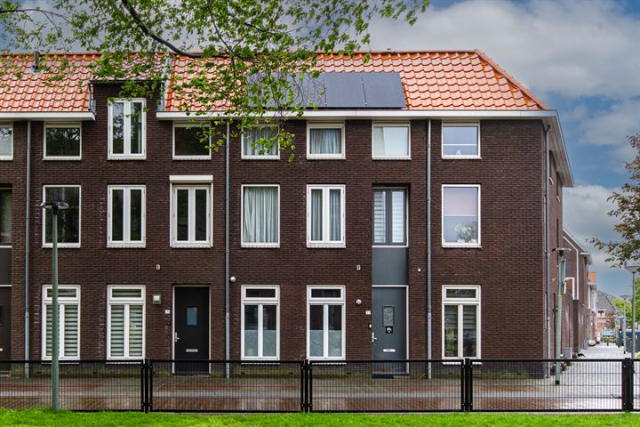 Bekijk foto 1 van Huijgensstraat 71