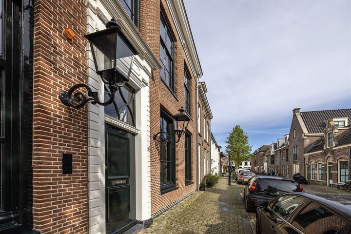 View photo 5 of Kerkstraat 16