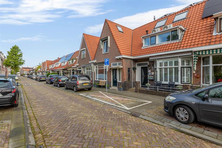 Bekijk foto 2 van Valeriusstraat 76