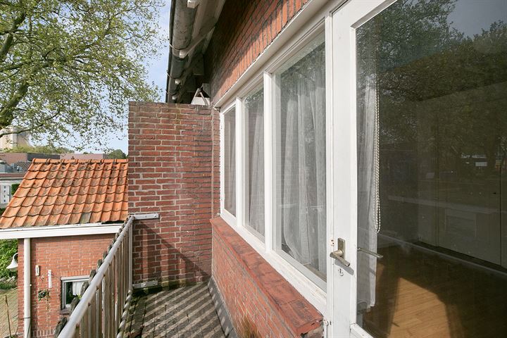 Bekijk foto 32 van Zeelsterstraat 93