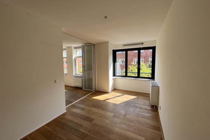 View photo 11 of Eosstraat 406