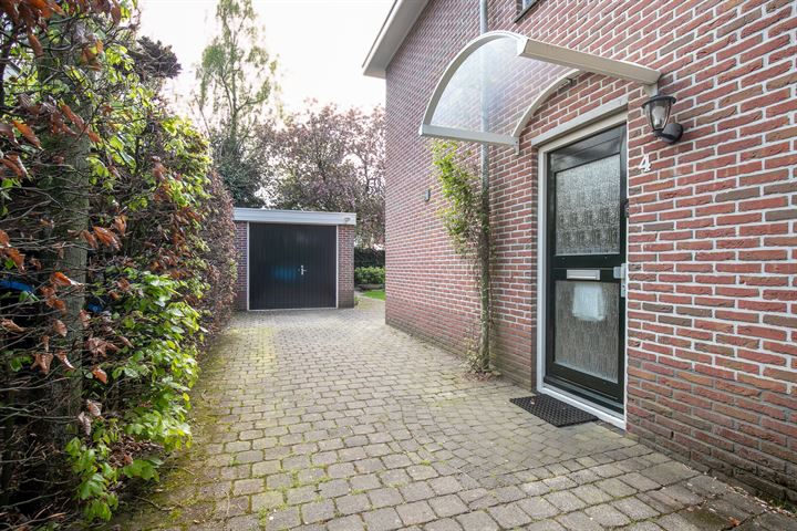 Bekijk foto 5 van Kruisbeklaan 4