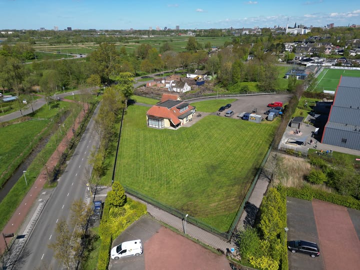 Photo 3 of Peizerweg 178