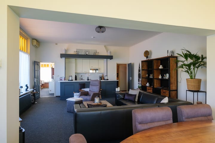 Photo 11 of Peizerweg 178