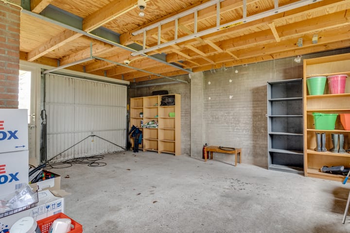 Foto 15 van Postweg 76