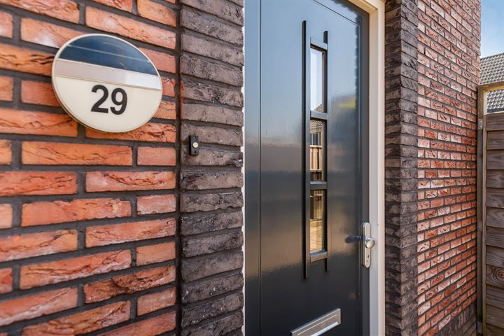 Bekijk foto 32 van Drostenstraat 29