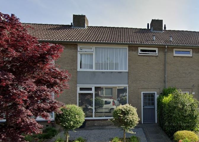 View photo 1 of Hoolstraat 23