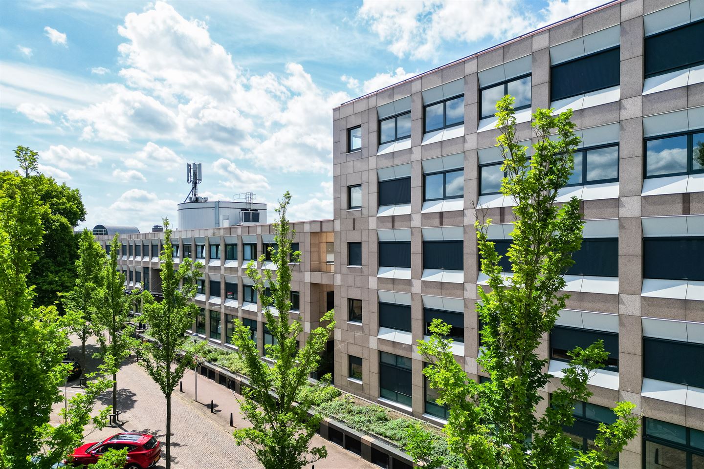 Bekijk foto 3 van Arthur van Schendelstraat 600