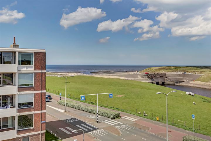 Bekijk foto 21 van Rijnmond 114