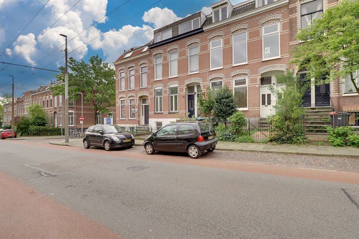 View photo 7 of Graaf Lodewijkstraat 79