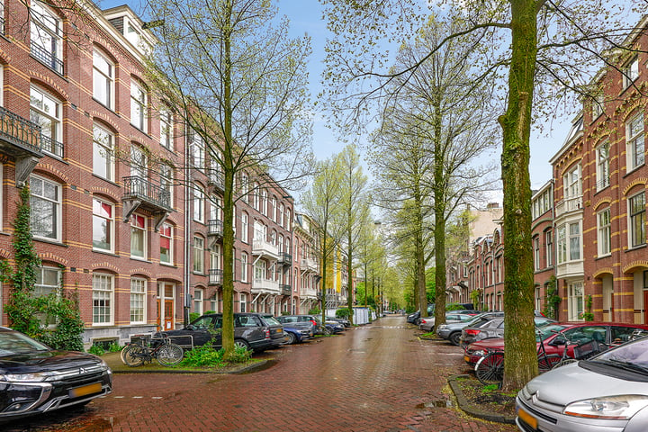 View photo 16 of Johannes Verhulststraat 7-2