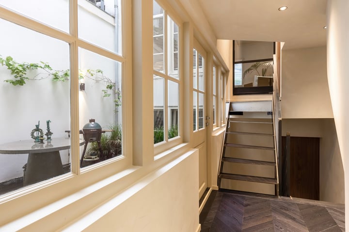 View photo 16 of Herengracht 242-A