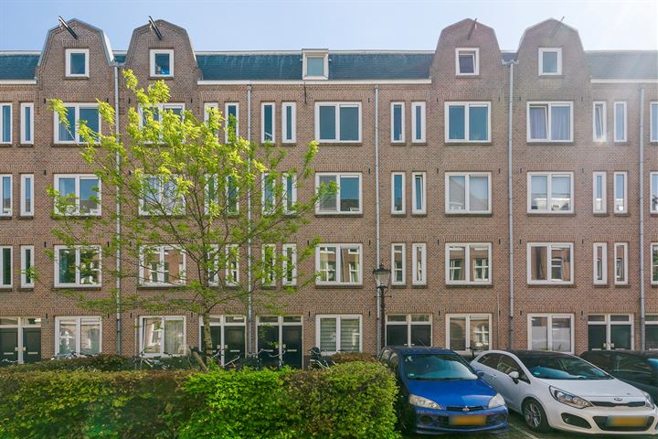 View photo 1 of Van Bossestraat 35-2