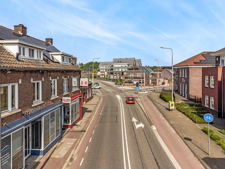 Foto 50 van Rijksweg Zuid 10