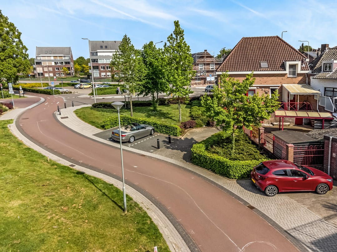 Foto 46 van Rijksweg Zuid 10