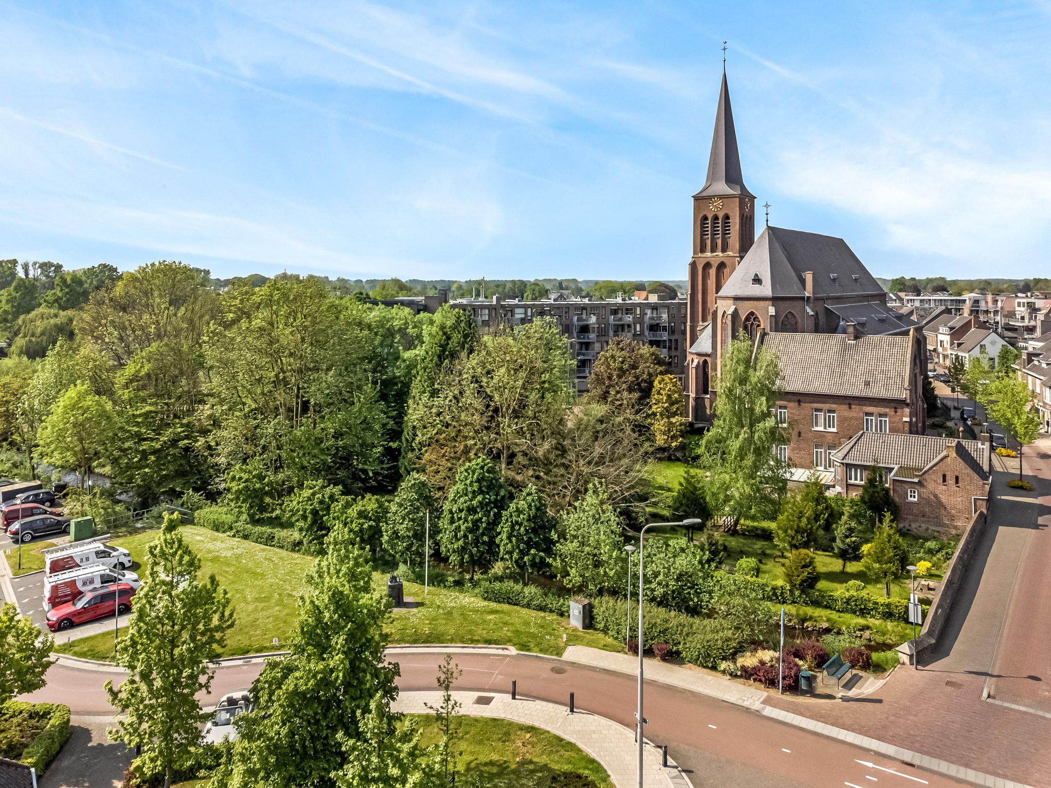 Foto 48 van Rijksweg Zuid 10