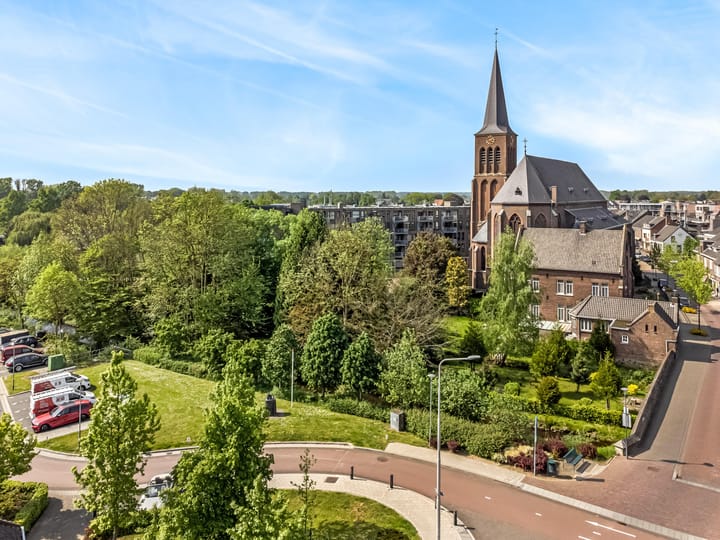 Foto 48 van Rijksweg Zuid 10