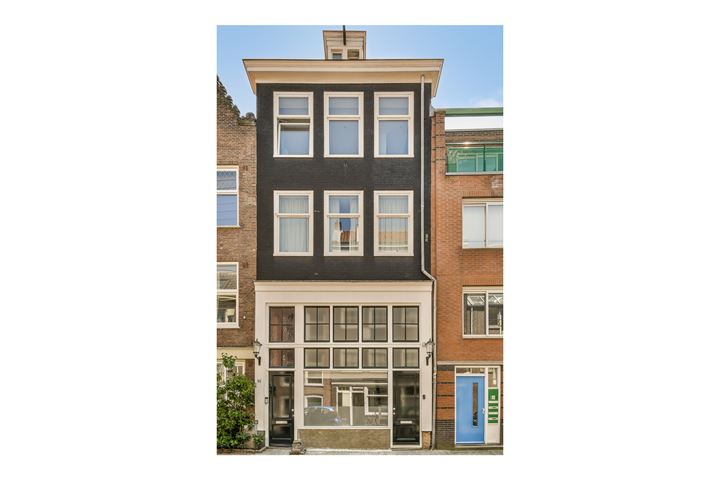 Bekijk foto 2 van Goudsbloemstraat 91-H