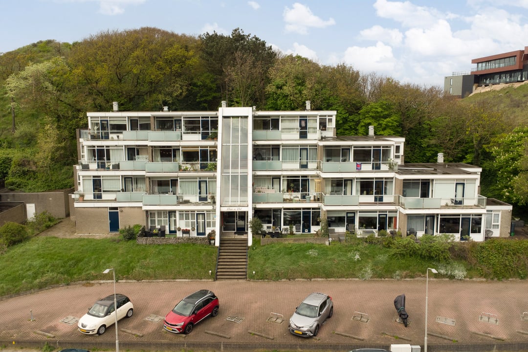 Appartement te koop van Ogtropweg 34 1949 BA Wijk aan Zee [funda]