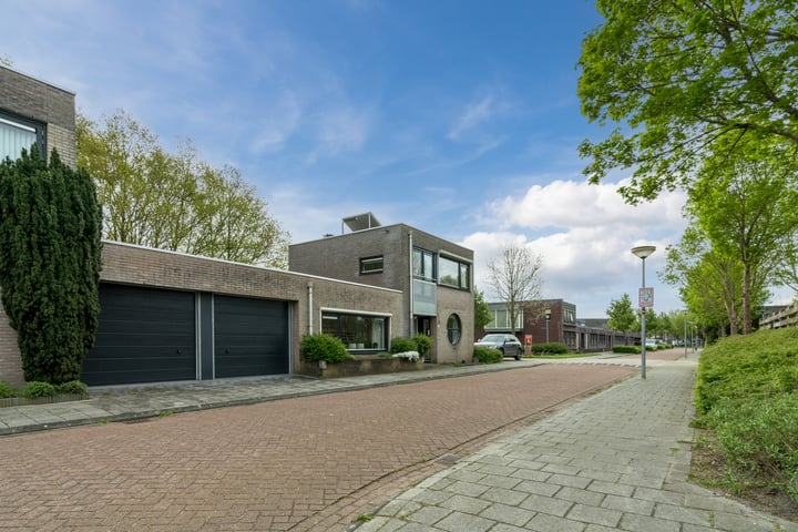 Bekijk foto 1 van Perenstraat 14