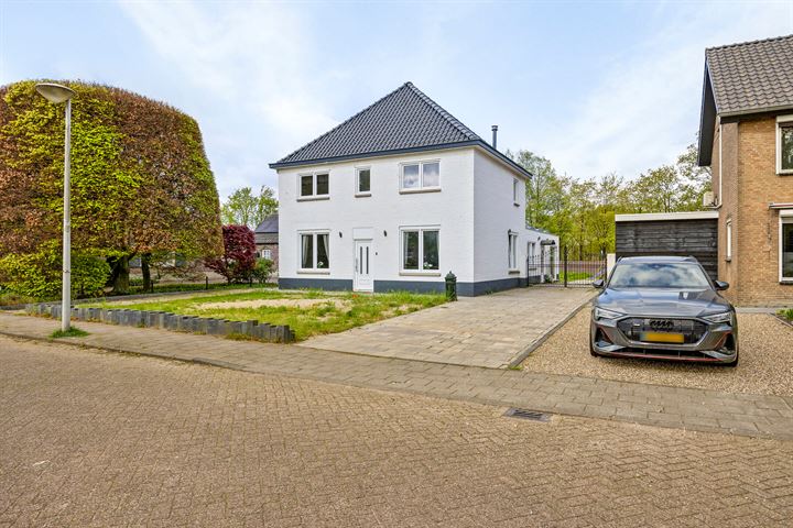 View photo 53 of Opwettenseweg 48